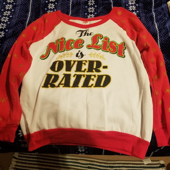 Christmas Sweatshirt - Picture 1 of 1